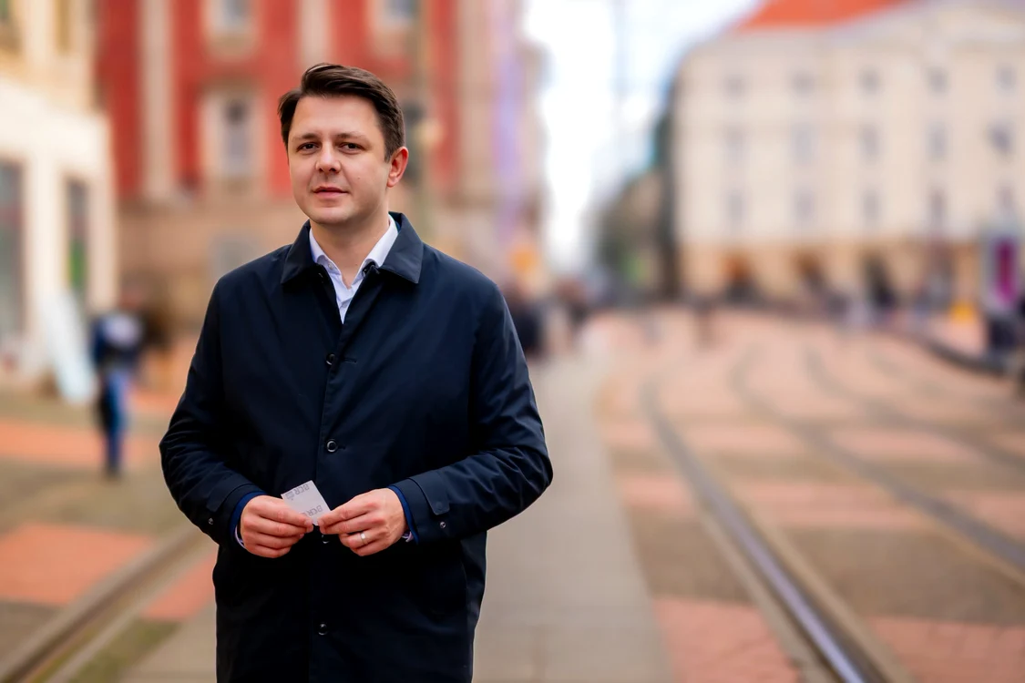 Viceprimarul Timișoarei, Ruben Lațcău