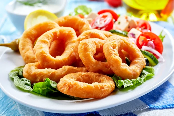 Cum să faci cele mai gustoase inele de calamari pane.