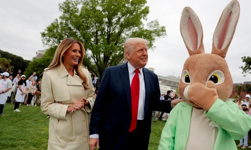 Melania Trump și Donald Trump GettyImages 2211298698 jpg