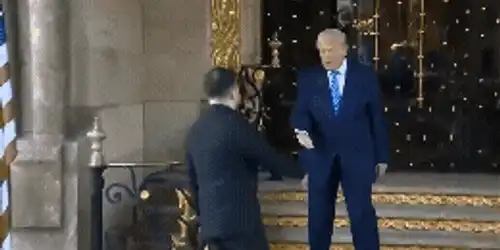 Brando Republic   President Trump welcomes Ukrainian President Zelensky to Mar a Lago f    kMVE6V 3 (1) gif