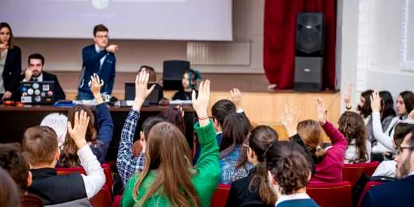 Consiliul Judeţean al Elevilor Galaţi FOTO CJE