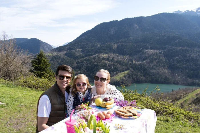 
    Foarte mulți români se orientează spre locații izolate de la munteFoto: Shutterstock  