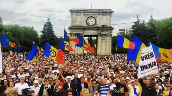 LIVE, ora 11 ,00, dezbatere „Historia”  Prăbuşirea URSS: De ce nu ne am unit cu Basarabia în 1991? jpeg