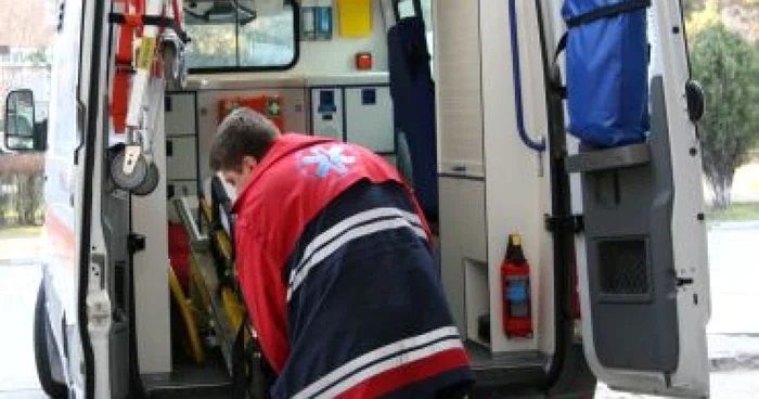 Constanţa: Centura de siguranţă le-a salvat viaţa