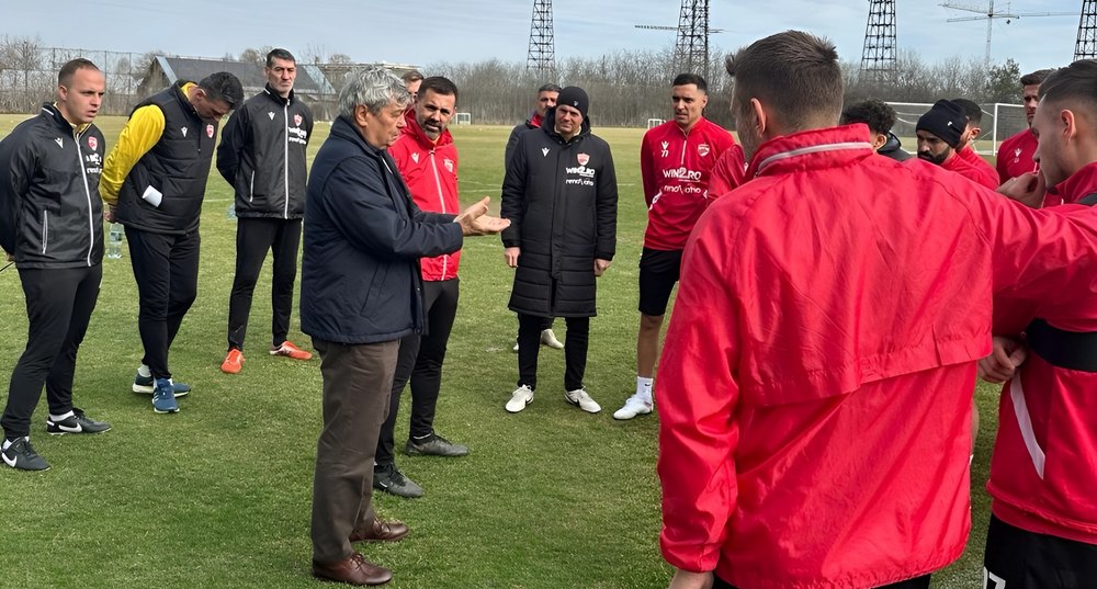 Mircea Lucescu taie din fașă speranțele dinamoviștilor, după vizitele în cantonament: „Nu vreau să creez iluzii”