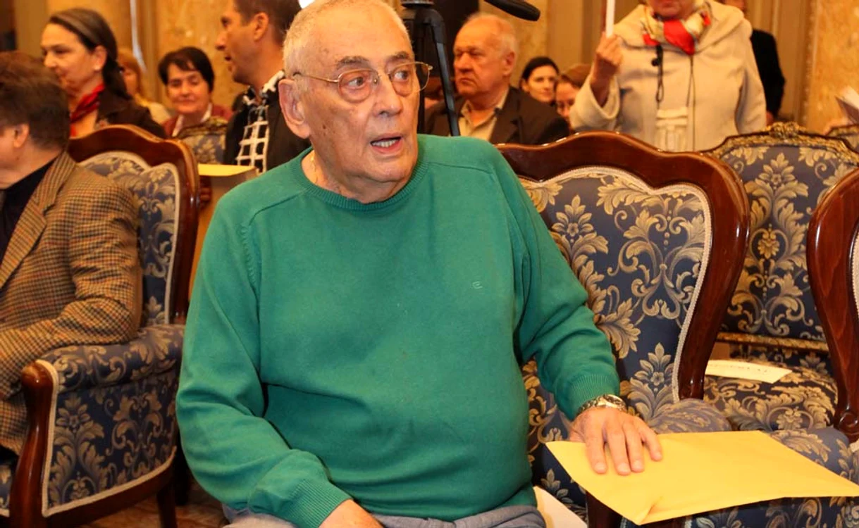 Horia Moculescu dă de pământ cu organizatorii selecţiei naţionale şi spune că melodia  câştigătoare «aduce» a Delia  