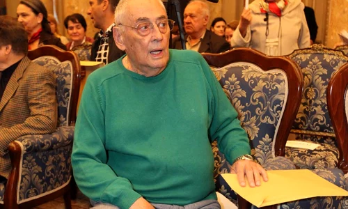 Horia Moculescu dă de pământ cu organizatorii selecţiei naţionale şi spune că melodia  câştigătoare «aduce» a Delia   jpeg