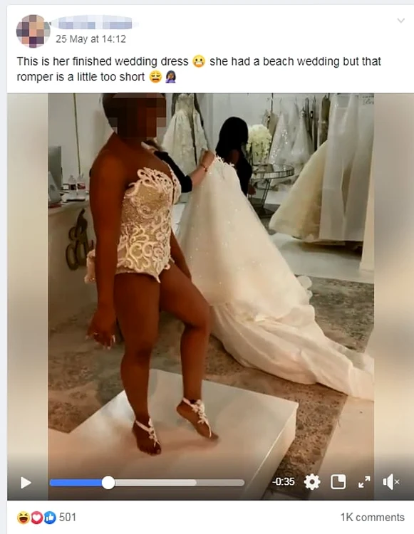 Femeia a ales această „rochie de mireasă” pentru o nuntă pe plajă