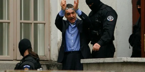 Gigi  Becali condamnat FOTO Adevărul