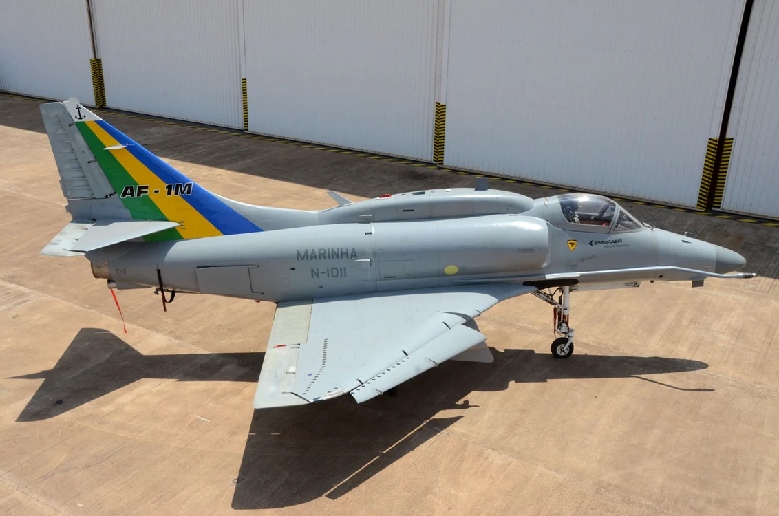 Avionul AF-1B