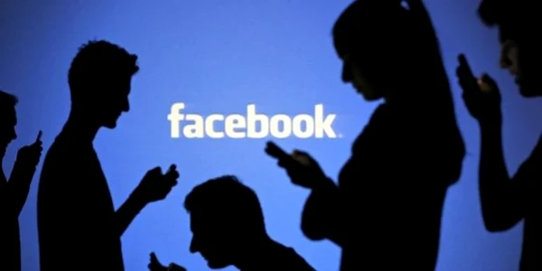Relaţie pe Facebook FOTO www.irishtimes.com