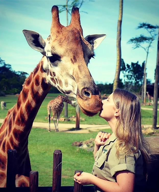 Bindi Irwin iubește animalele la fel de mult cum o făcea tatăl ei