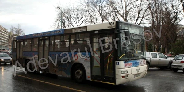 Conducerea RAT susţine că nu va majora preţul biletelor. Foto: Bogdan Crăciun