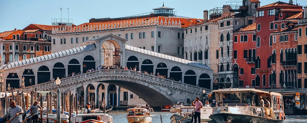 Podul Rialto din Veneția