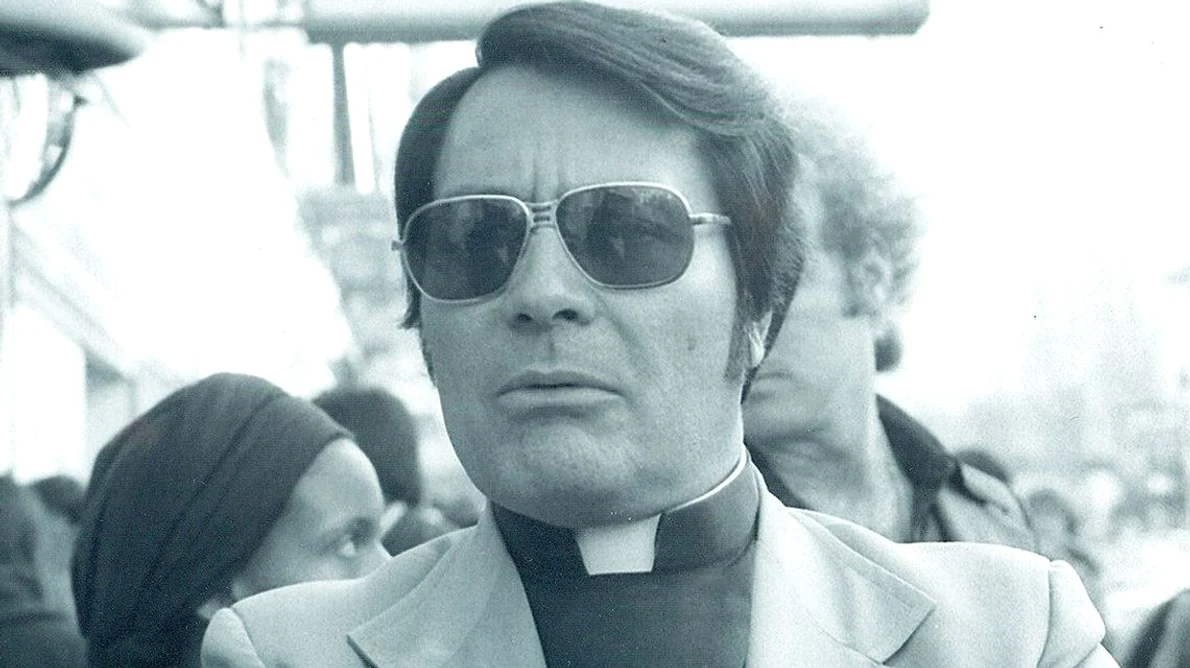 Suicid în masă: masacrul de la Jonestown jpeg