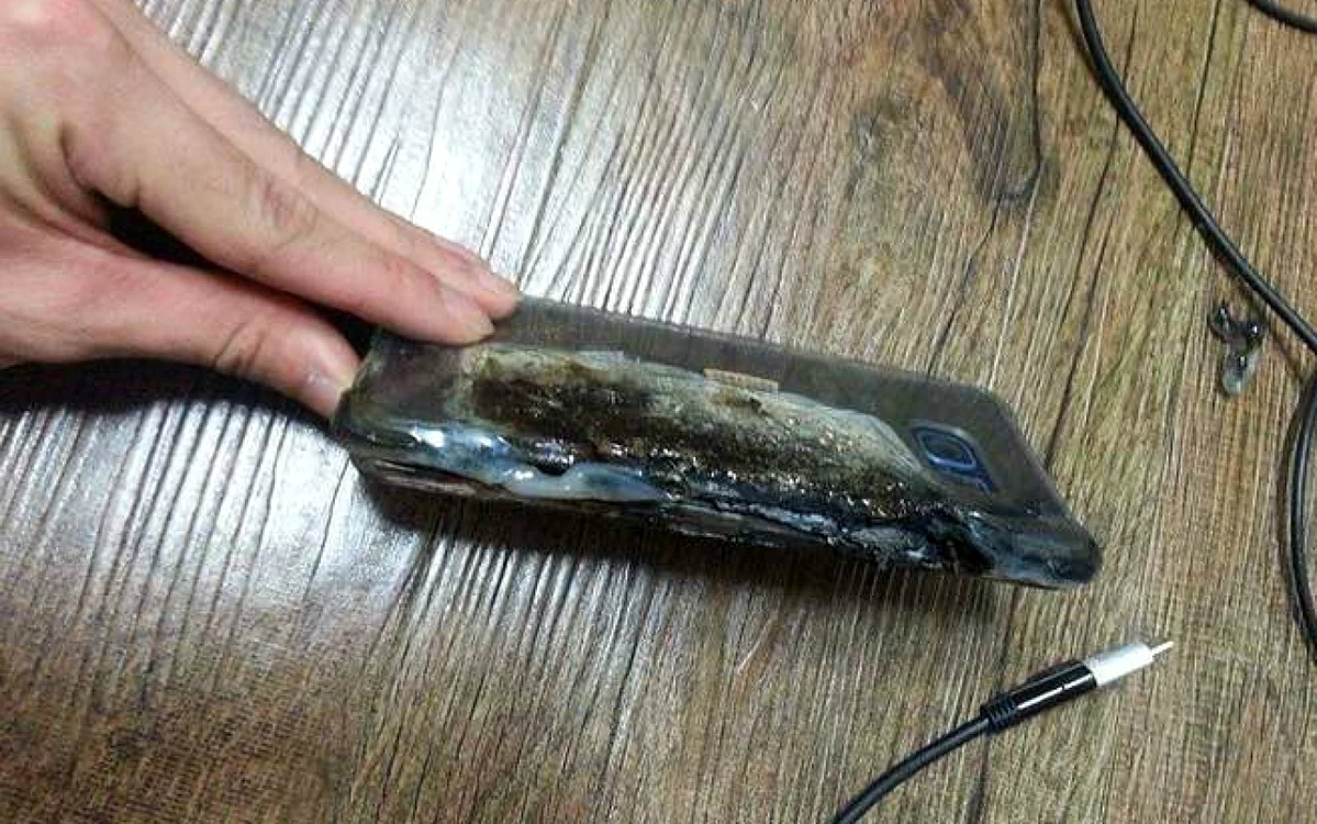 Galaxy Note 7 a explodat, dar s-ar putea să nu fie vina Samsung.