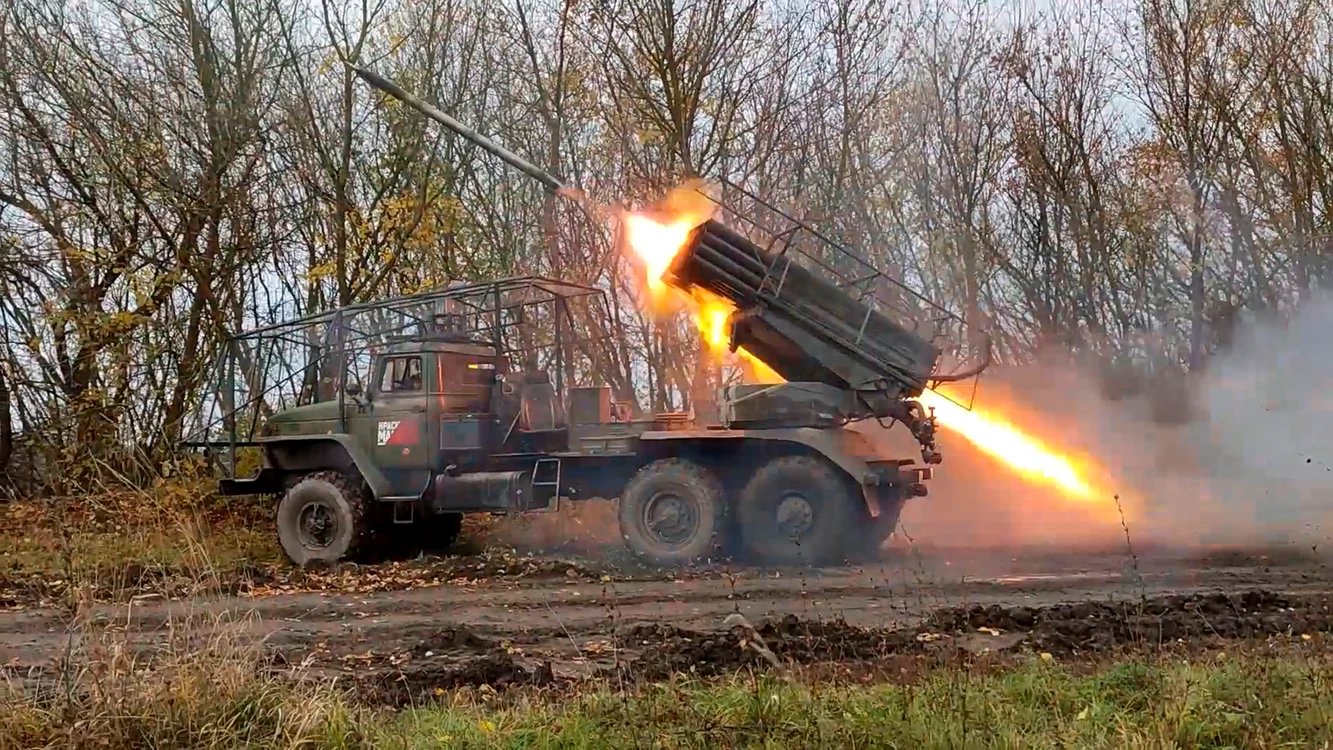 Lansator de rachete Grad al Rusiei pe frontul din Kursk FOTO PROFIMEDIA