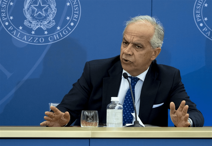 Italia consideră „complet de neînţeles“ reacţia Franţei în disputa privind migranţii