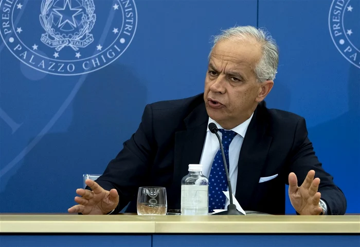 Ministrul italian de Interne, nemulțumit de reacția Franței în problema migranților Foto EPA EFE