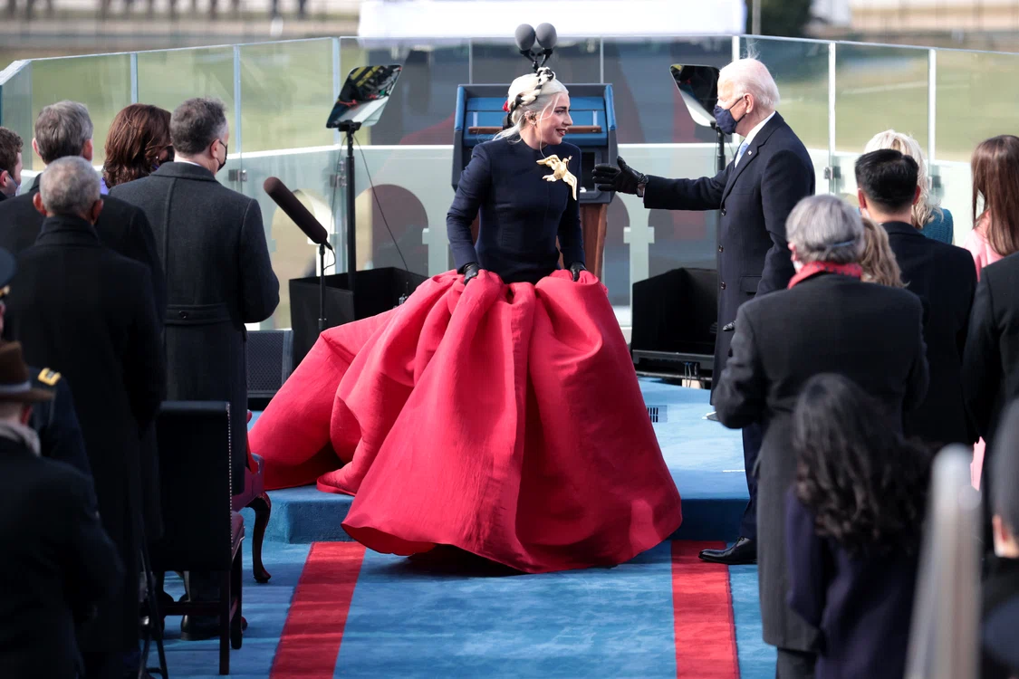 Lady Gaga a intonat imnul în cadrul ceremoniei