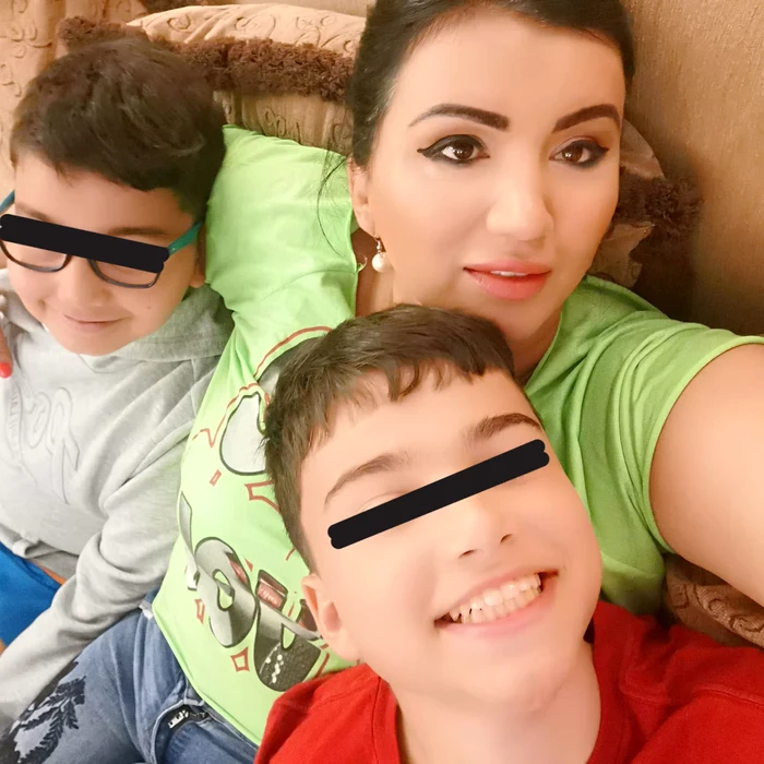 
    Adriana a mai slăbit  şi arată excelent  