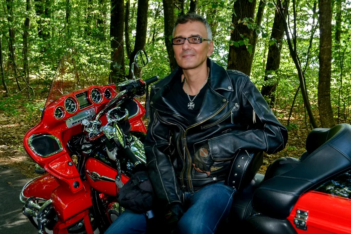 Cristi Hrubaru are, ca adult, jucaria lui - motorul