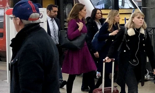 1 ejanpraxsaajqac jpg jpeg