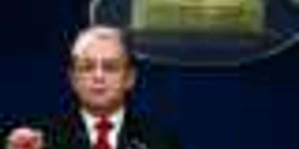 UPDATE Boc: Greva generală nu reprezintă o soluţie şi poate pune în pericol plata salariilor