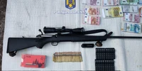 arme confiscate in urma perchezitiilor foto politia romana png