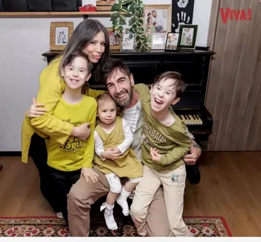  Cristina Bălan (43 de ani) are un motiv de fericire pentru familia ei