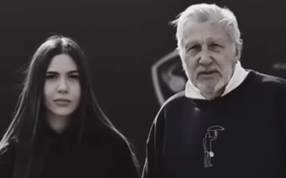 Motivul pentru care fiica lui Ilie Năstase a ales să-și micșoreze sânii. Discuția cu medicul a fost decisivă