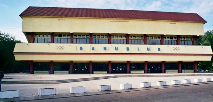 Sala Polivalentă din Brăila este folosită aproape exclusiv de echipa de handbal HC Dunărea FOTO Florentin Coman