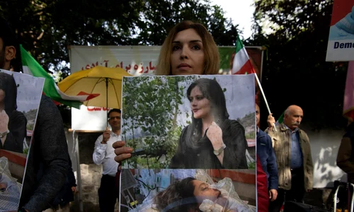 Proteste în Iran dupa ce a murit Masha Amini FOTO Profimedia 