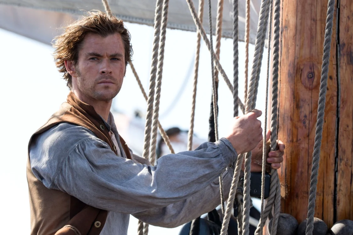 Actorul Chris Hemsworth joacă rolul ofiţerului secund Owen Chase FOTO Freeman Entertainment