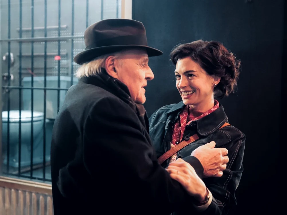 Anthony Hopkins şi Anne Hathaway