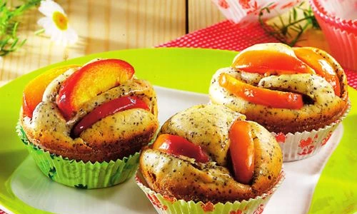 1366042486 374briose 20cu 20piersici jpeg