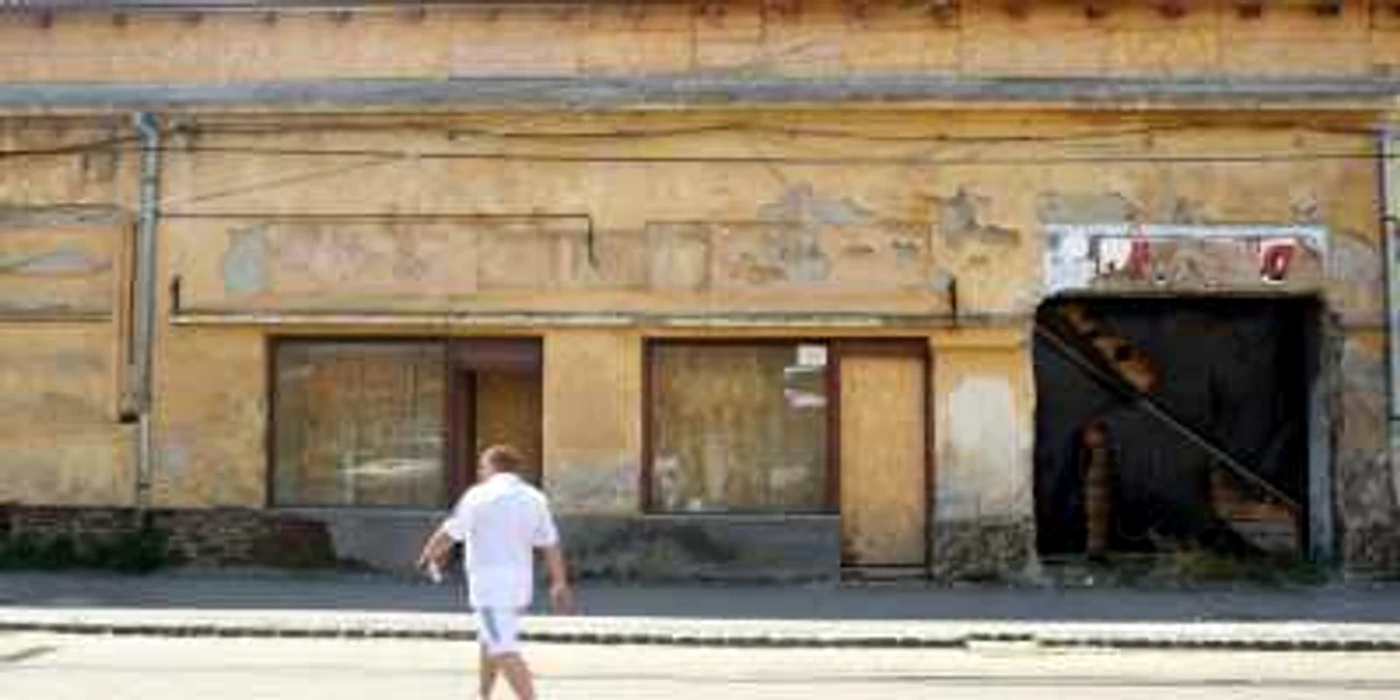 Şi proprietarii clădirilor degradate pot fi sancţionaţi