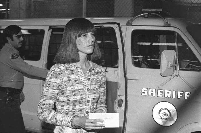 Leslie van Houten la proces