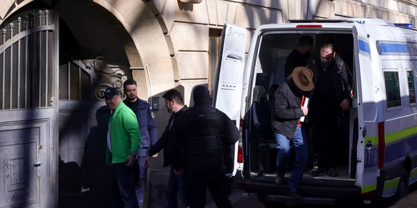 Grup trădare națională general Theodoru FOTO 50 INQUAM Photos Octav Ganea jpg
