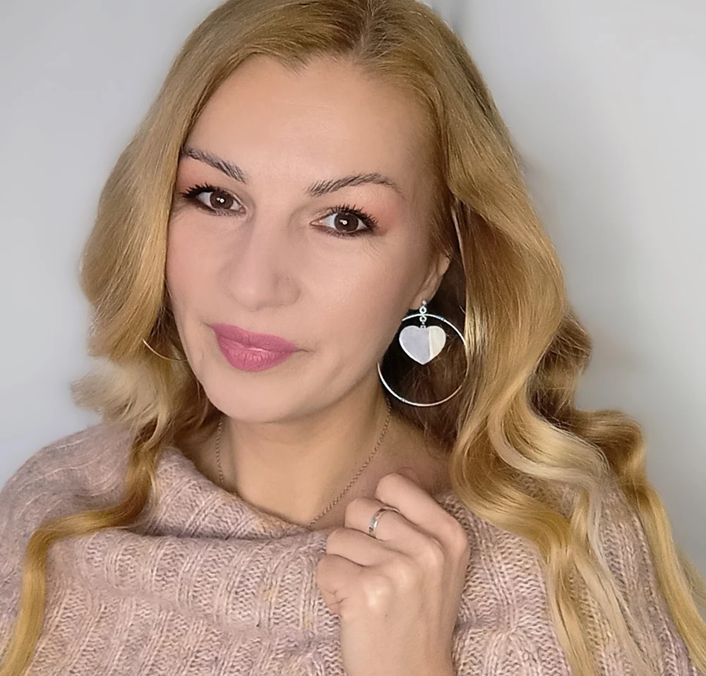 Mărturia virală a unei educatoare despre lipsa iubirii în familiile înstărite: „În ultima zi am plâns în toaletă, pe ascuns"