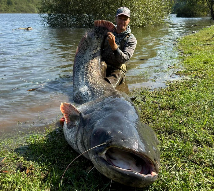 Jakub Vágner a prins un pește uriaș FOTO: Arhivă