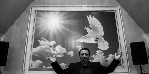 Pastorul Bobby Moise FOTO Bloomberg