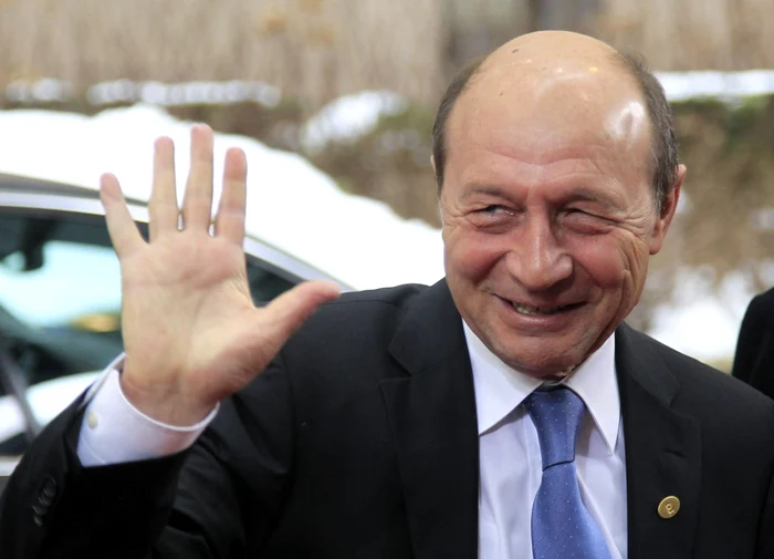 Traian Băsescu a fost implicat într-un accident în zona Podului Otopeni FOTO Adevărul