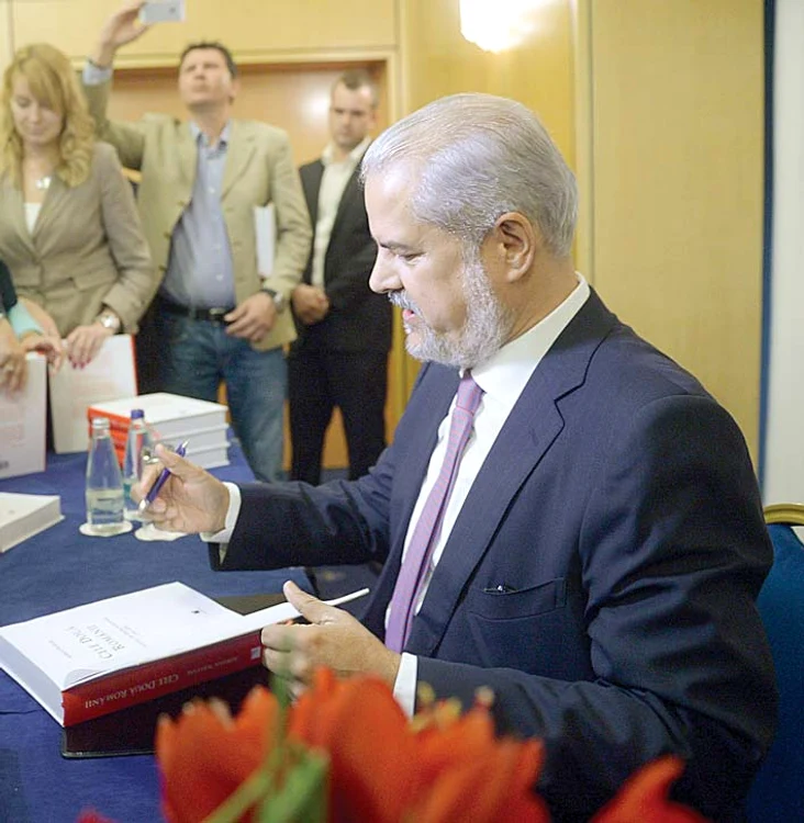 „Exerciţii de libertate”, 18 lei - librarie.net, 26,9 lei - emag.ro