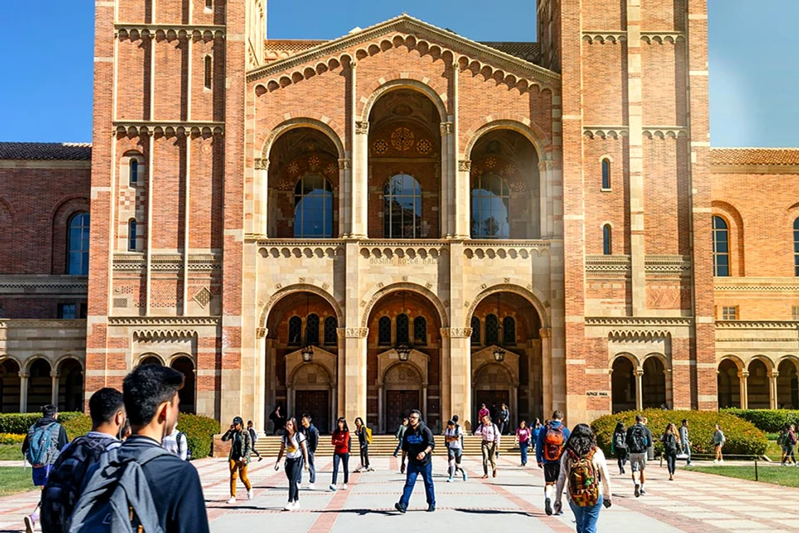 Universitatea California