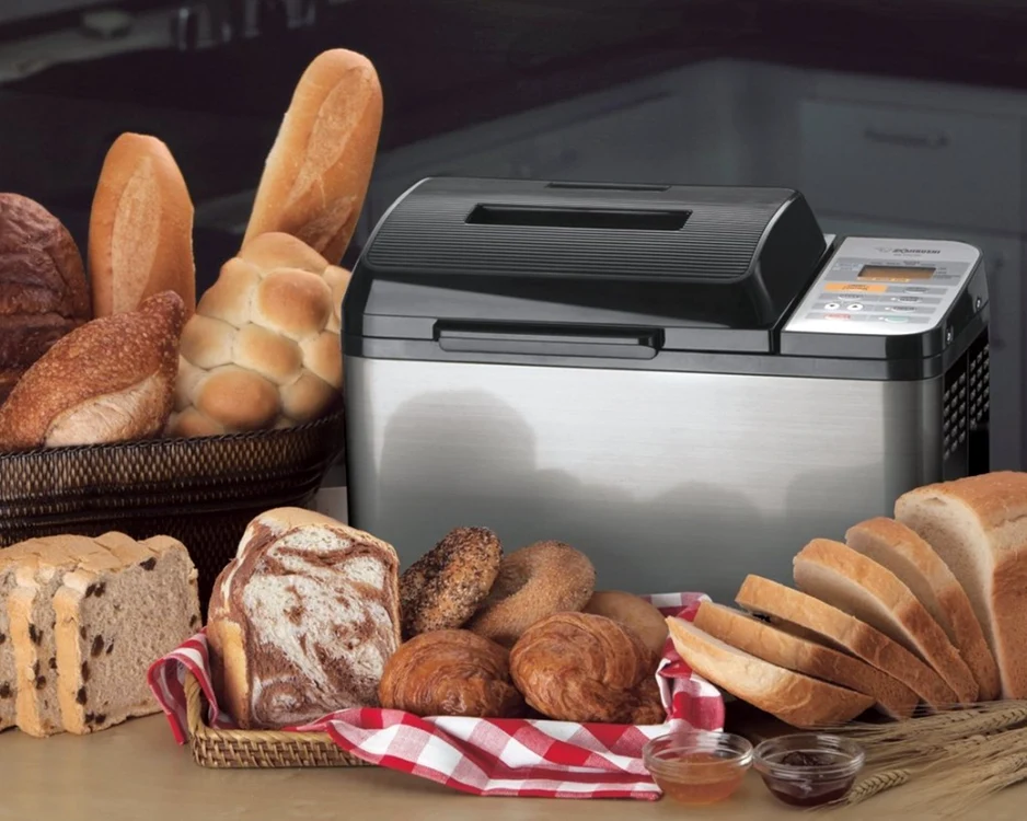 Mașină de pâine 2026 înconjurată de produsele preparate Sursă fastabiqsehat com