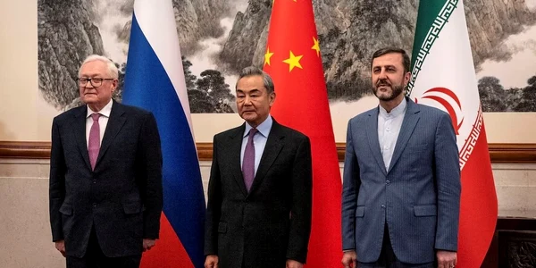 rusia, china, iran la Beijing jpg
