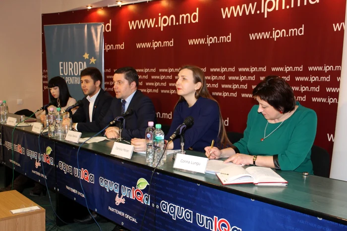 Tinerii şi elevii din RM vor fi mai aproape de UE. FOTO Adevarul