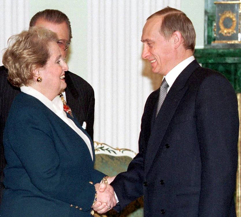 Madeleine Albright și Vladimir Putin foto: EPA EFE