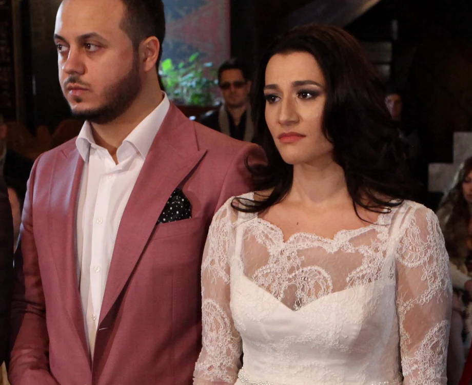Claudia Pătrăşcanu şi Gabi Bădălău au decis să pună punct căsniciei, la trei ani de la nuntăfoto: Click!